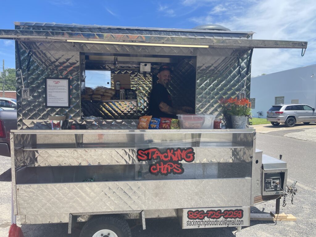 Stacking Chips Food Truck Cedarvale Winery